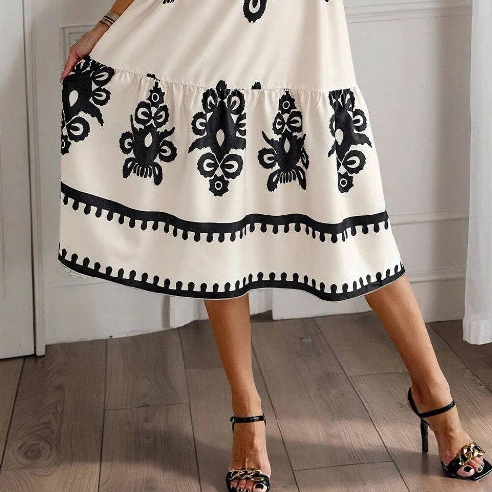 Printed Half Sleeve Knee Length Dress - Picture 6 of 10